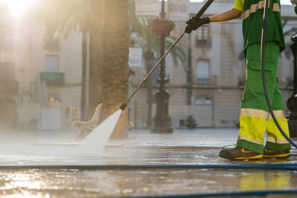Best Commercial Pressure Washing  in Camdenton, MO